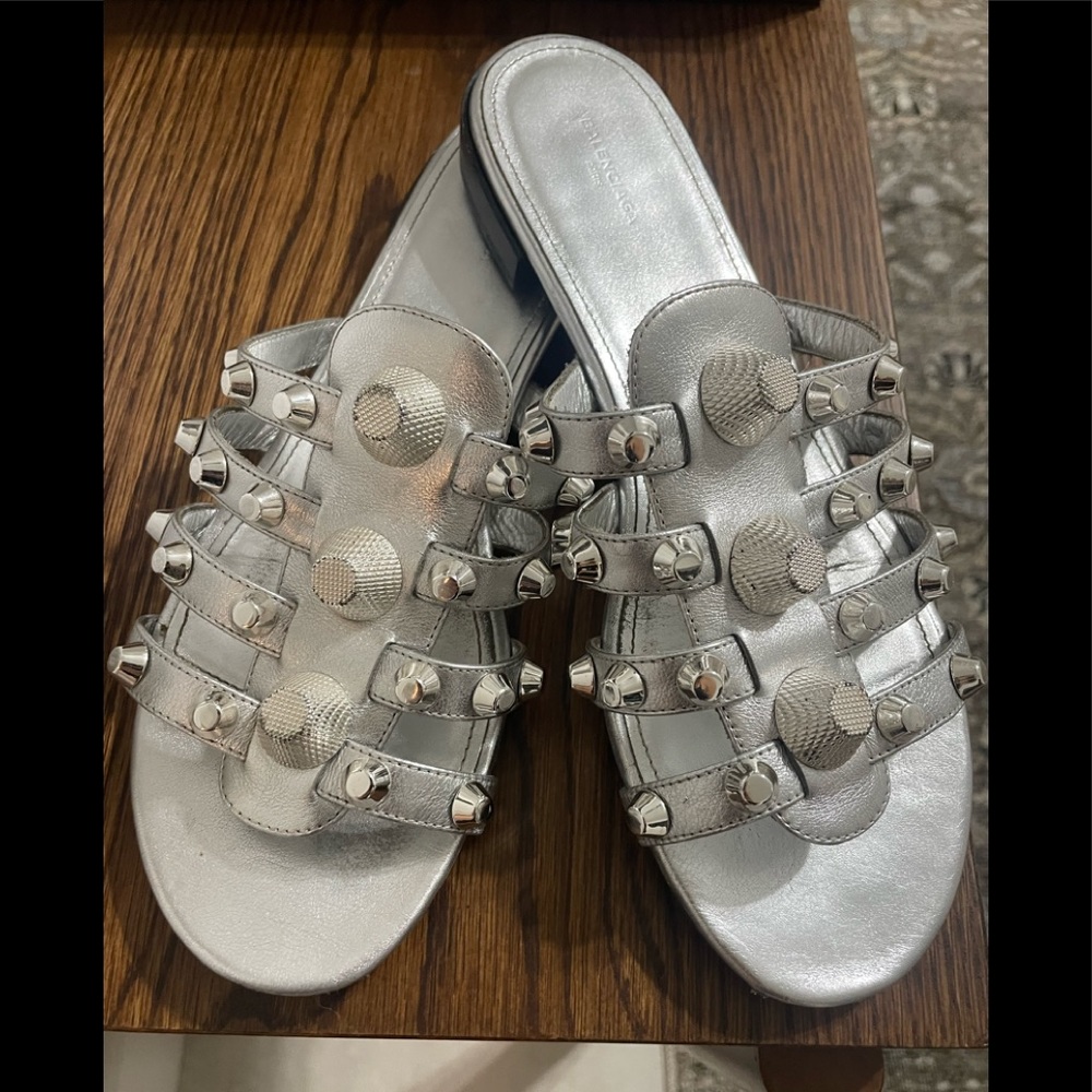 Balenciaga Gris Leather Arena Studded Flat